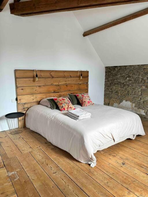 Maison, Appartement Type Triplex Atypique De Charme Saint-Brieuc Luaran gambar